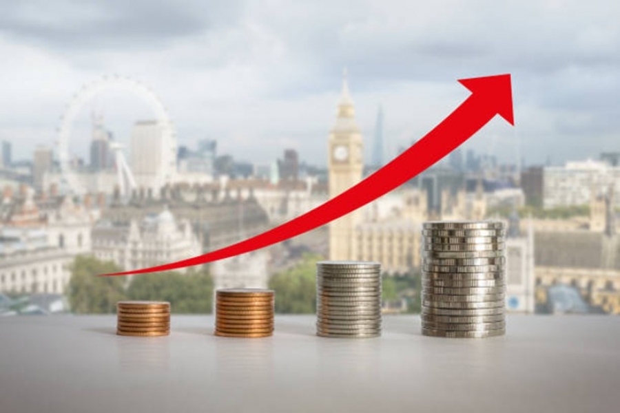 Minimum Wage Increase Brings Pay Boost and Business Concerns