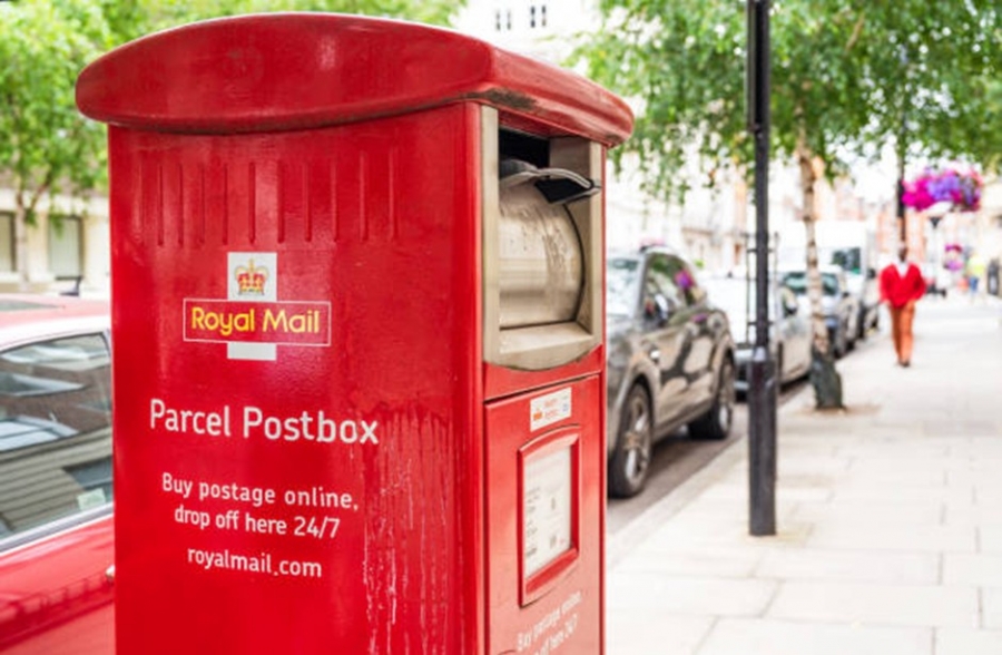 Royal Mail Launches Solar-Powered Postboxes in Parcel Push