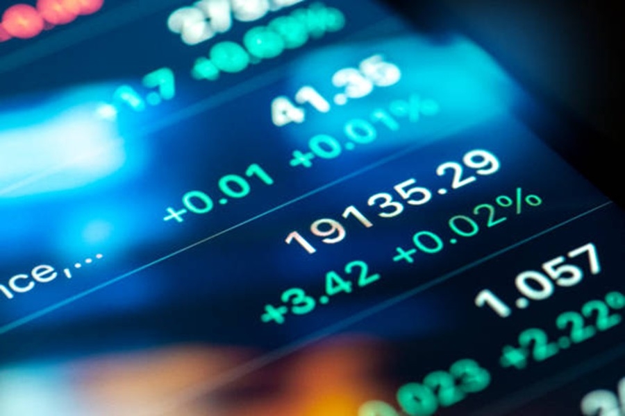 Global Markets Tumble Amid Escalating Tariff Tensions