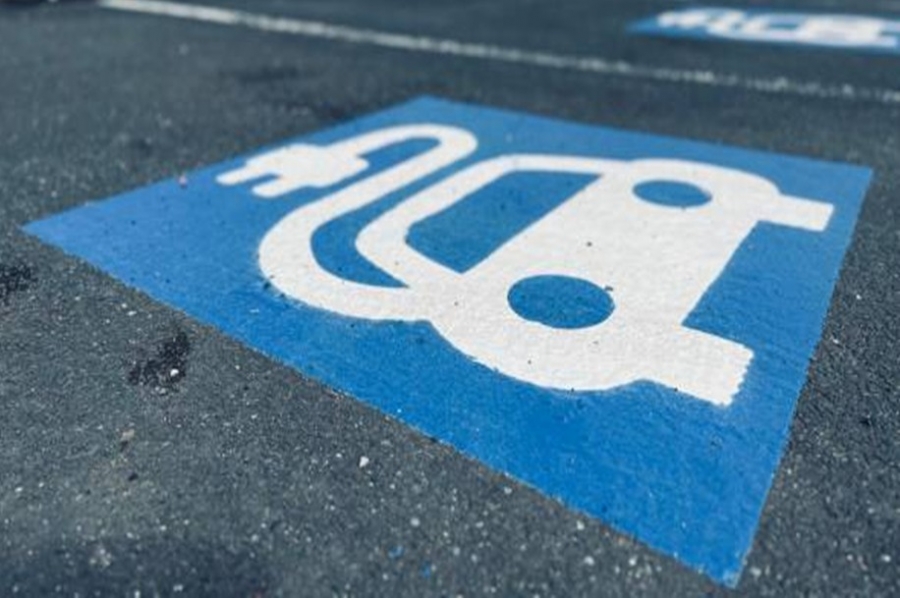 Government Eases EV Targets Amid US Tariff Pressures