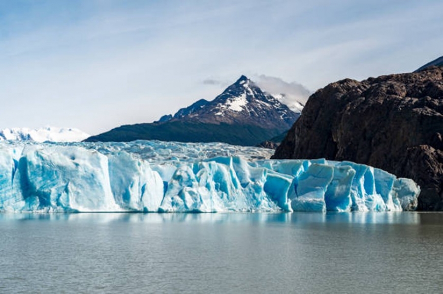 Global Glaciers Melting at Record Speed, Scientists Warn