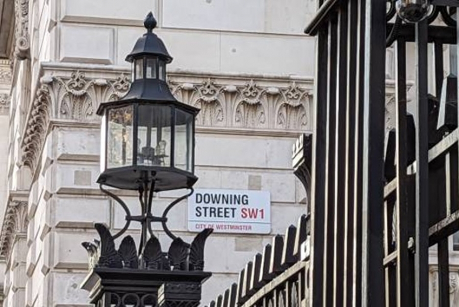 UK May Revise Tech Tax to Avoid Trump’s Tariff Threat