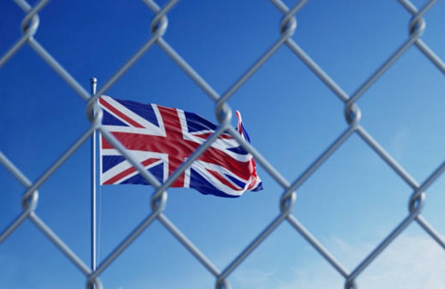 UK Net Migration Falls to Lowest Level in Five Years