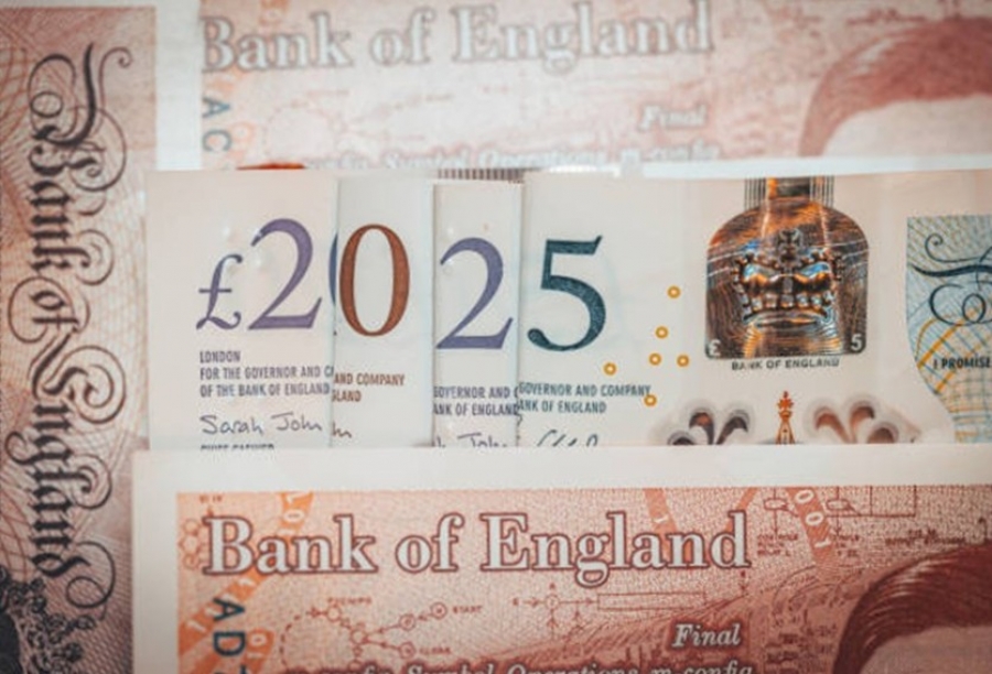 UK Economy Shrinks Amid Global Tensions and Tax Hikes