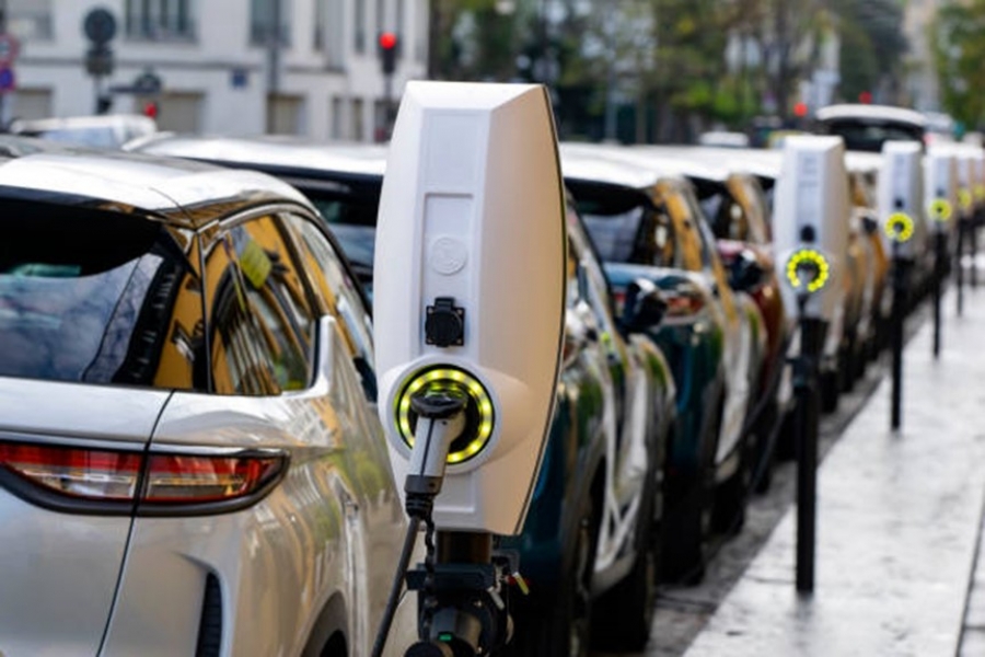 Government Consults on Transition to Electric Vehicles by 2030